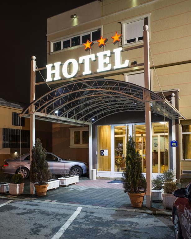 Garni Hotel Semlin B&B Belgrade Exterior photo
